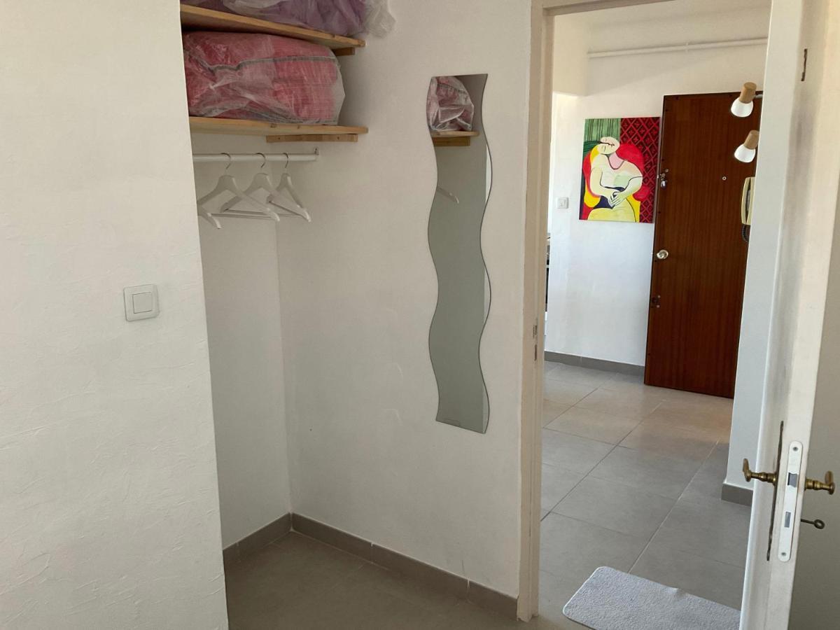 Grands Buffets Hebergement Appartement Narbonne Exteriér fotografie
